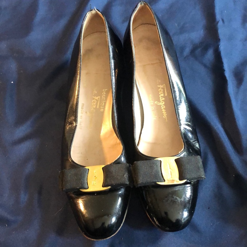 Vintage Salvatore Ferragamo pumps